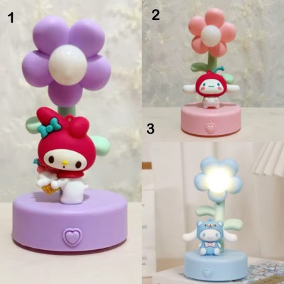 P14-010 LAMPARA DE ESCRITORIO KAWAII 14.5*8 CM